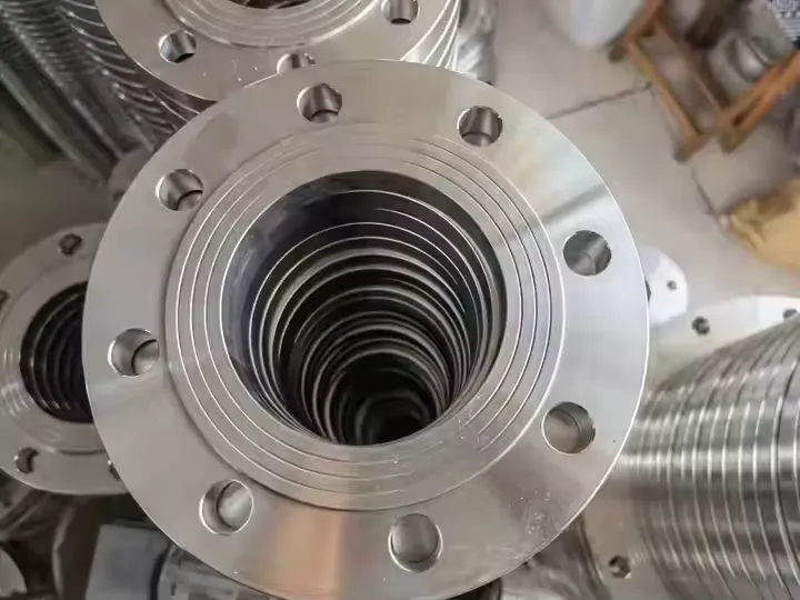 Customer receives product display 002